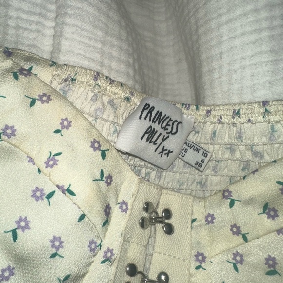 Princess Polly Allyson Corset Puff Top Floral 6 - Picture 3 of 5